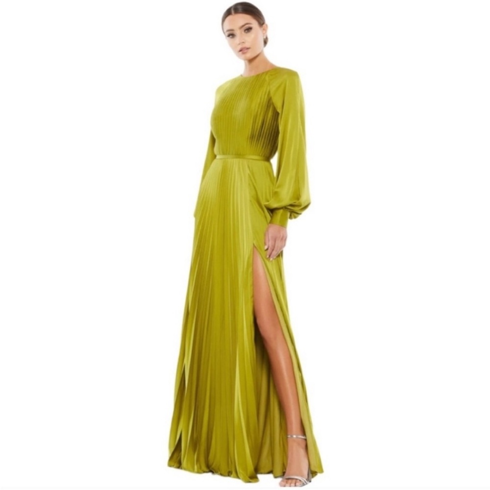 NWT Mac Duggal Dress
